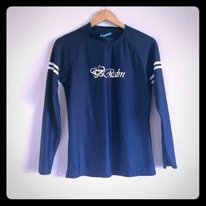 The Realm long sleeves men’s swimming surf top L